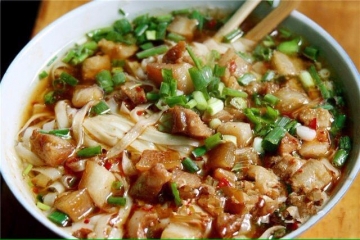 草帽面摆摊（永定区奇峰市场对面小巷）